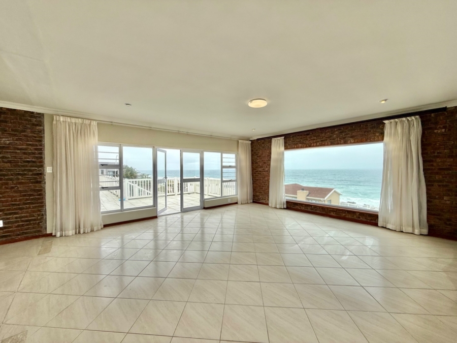 5 Bedroom Property for Sale in Seaview Eastern Cape